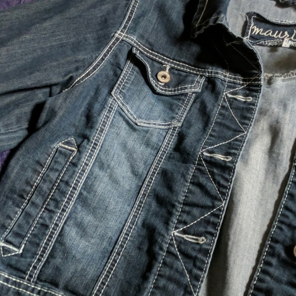 Jean jacket - Picture 2 of 3